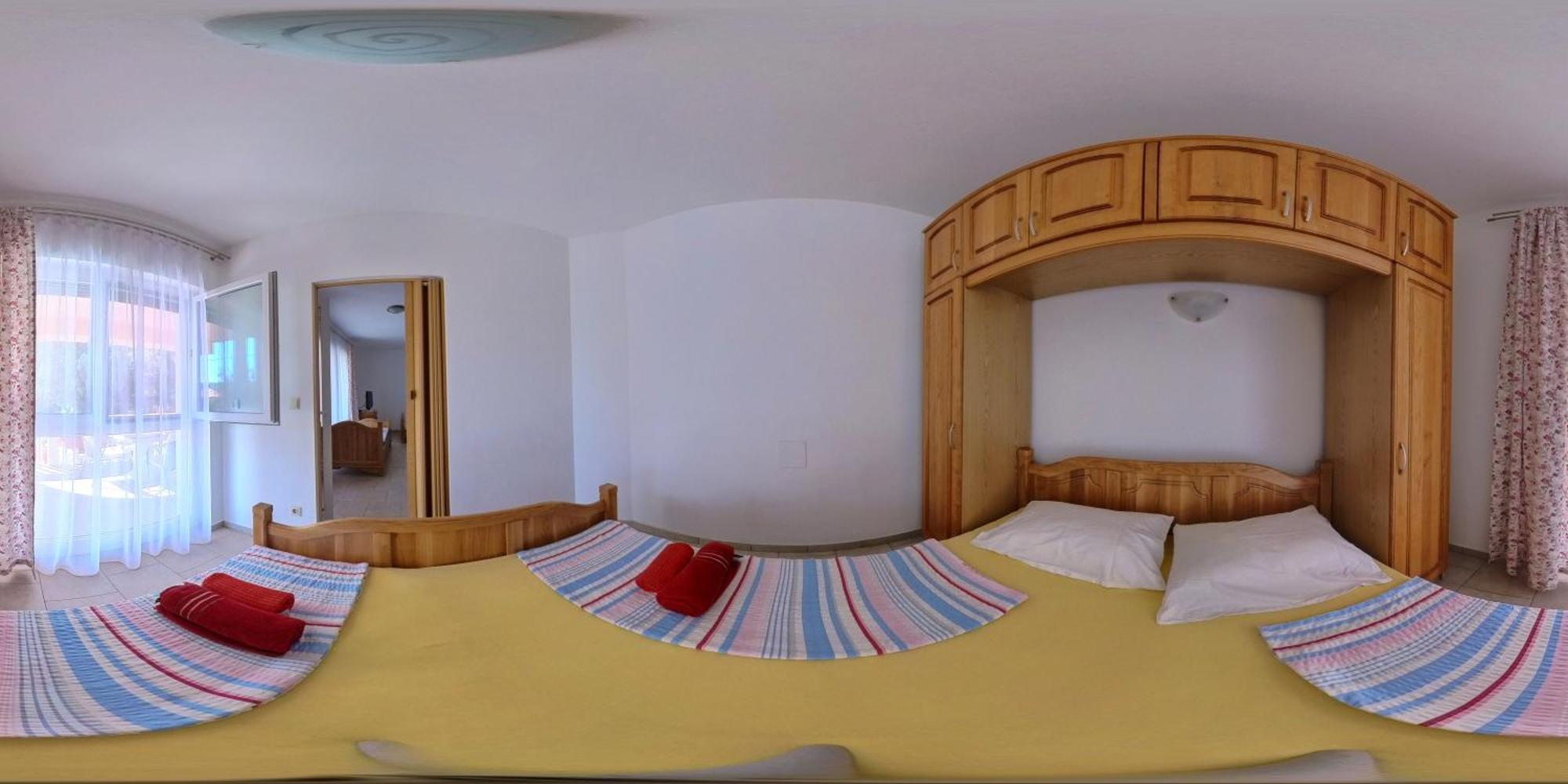 Krk Kornic Apartments Extérieur photo