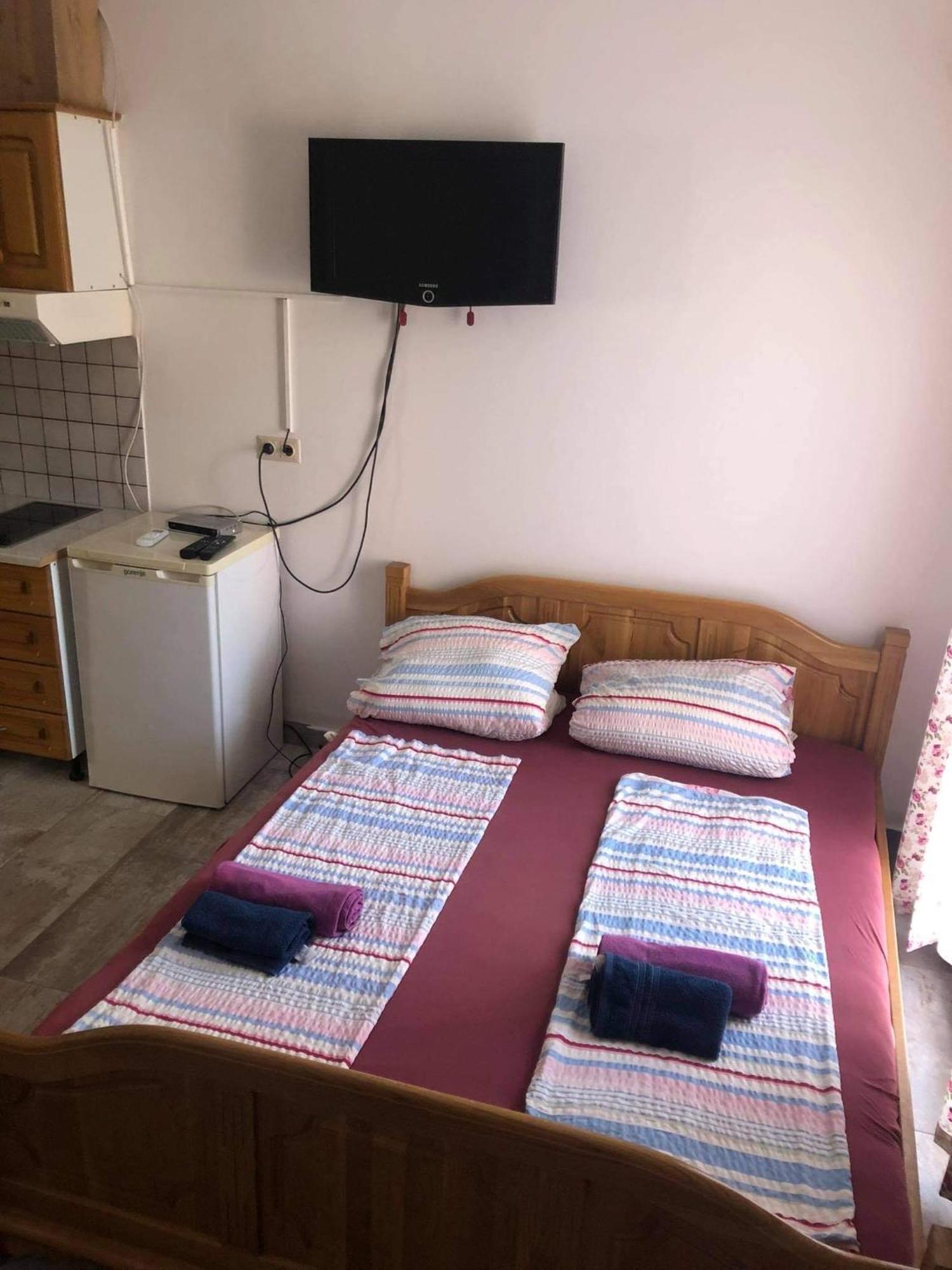Krk Kornic Apartments Chambre photo