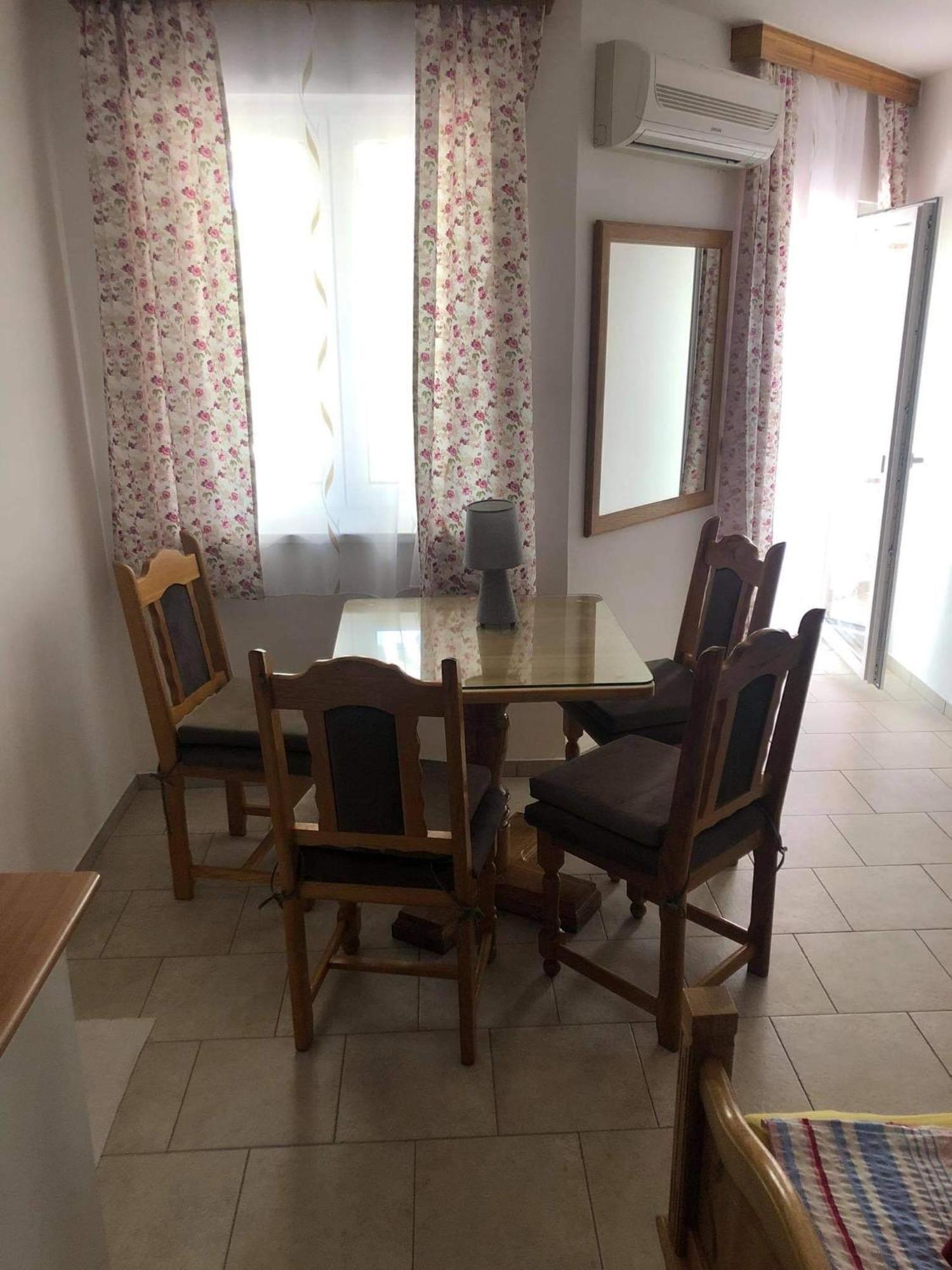 Krk Kornic Apartments Chambre photo