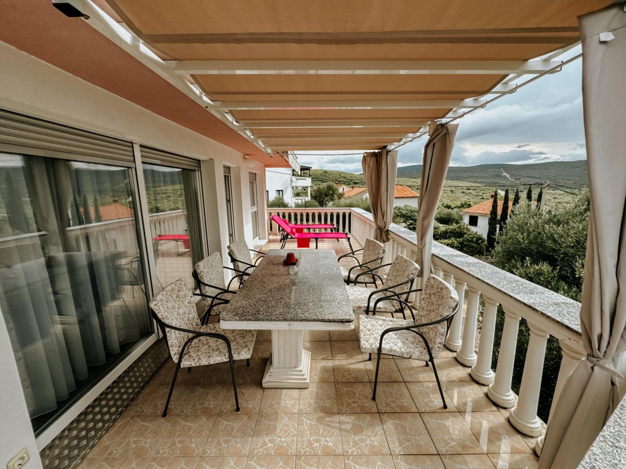 Krk Kornic Apartments Extérieur photo