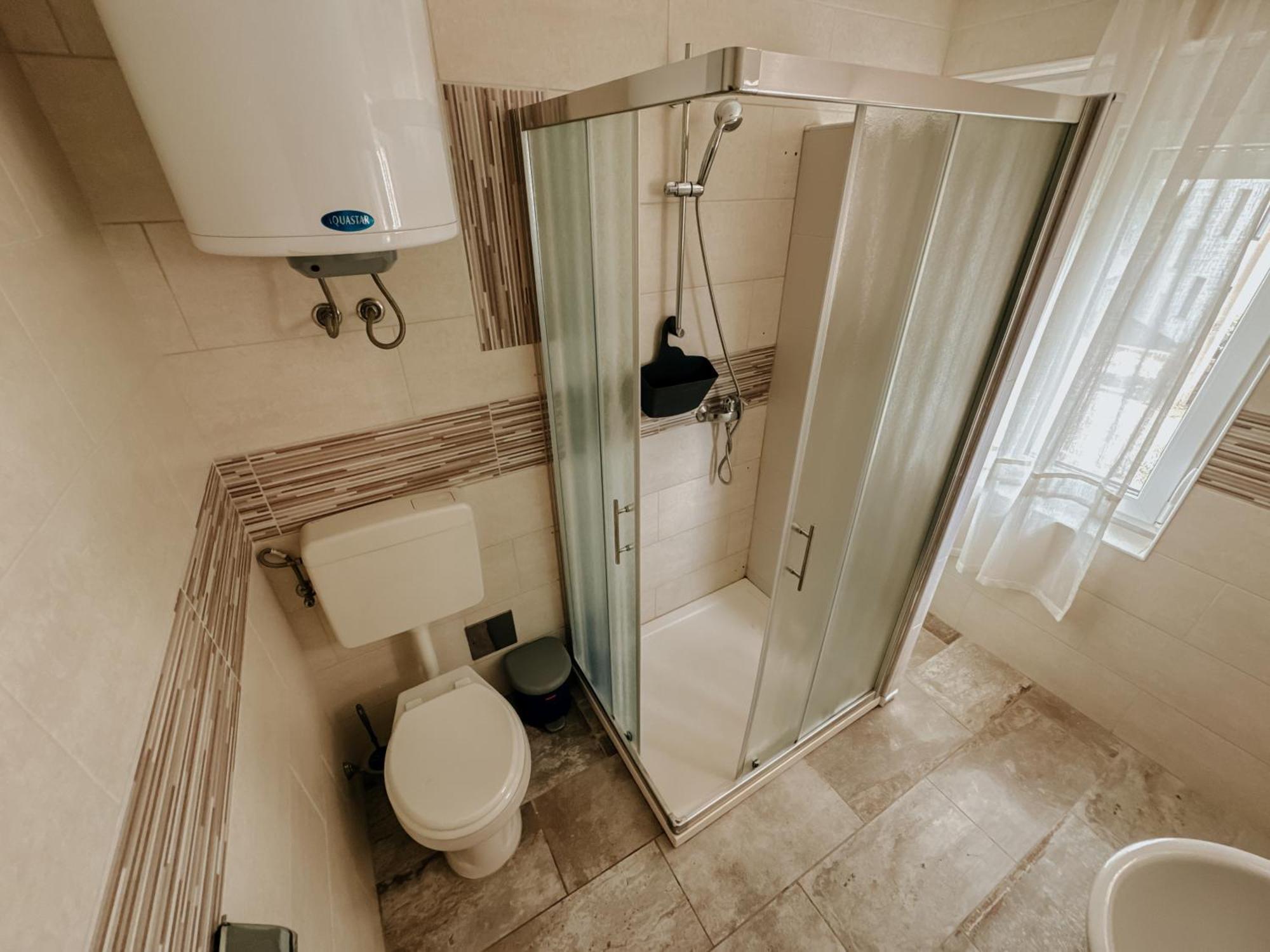 Krk Kornic Apartments Extérieur photo